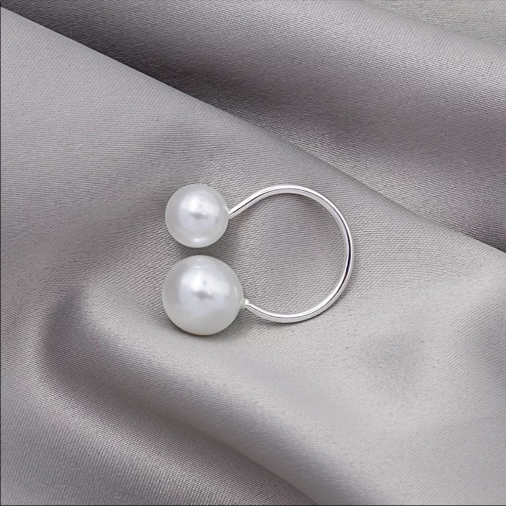 "Lover of Pearls" Adjustable Luxury Minimalist Dainty Designer Gift EverydayRing - Picture 3 of 8